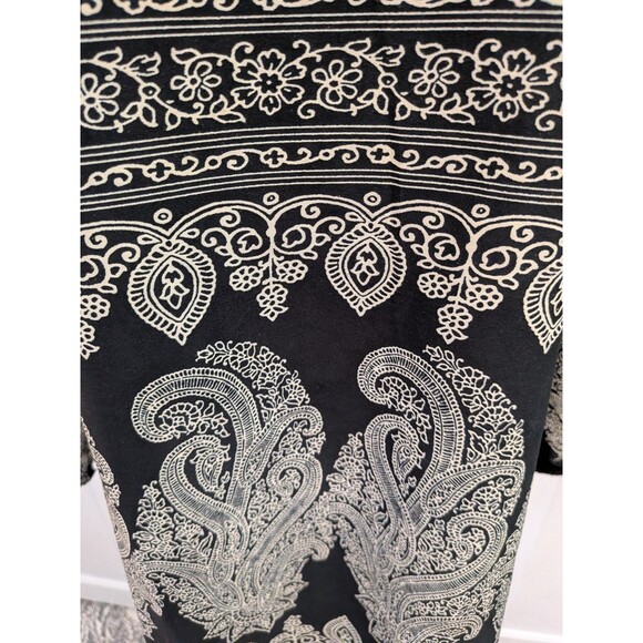 Chico's Tunic Womes XL/3 Paisley Black Tan Floral V-Neck Blouse Top Boho Flowy - Picture 2 of 12